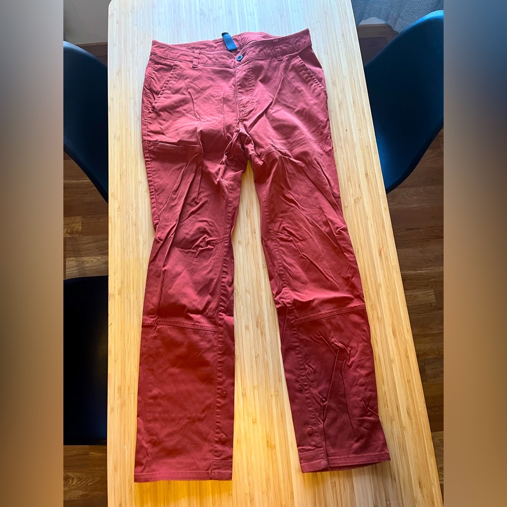 Men’s Mountain HardWear 32x32 Clay Earth pants
